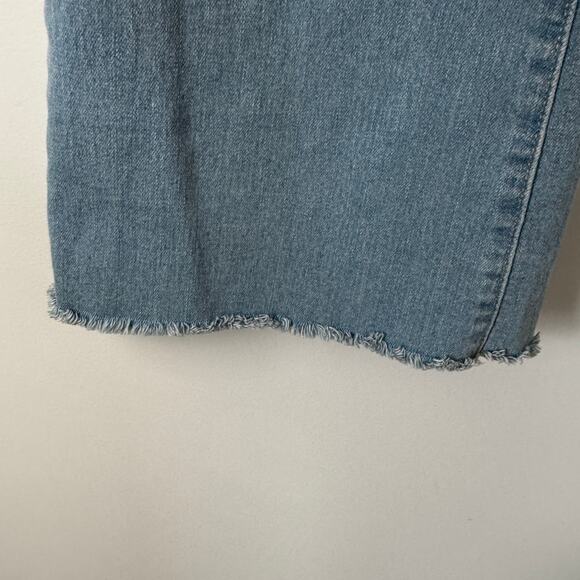 Levi's 726 Flare Light Wash Jeans Size 28 - Picture 6 of 14